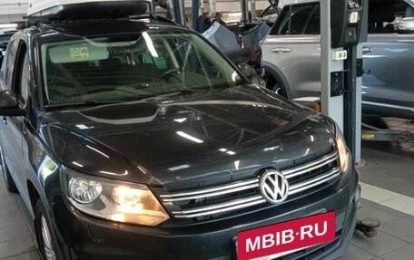 Volkswagen Tiguan I, 2016 год, 1 440 000 рублей, 2 фотография