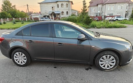 Chevrolet Cruze II, 2011 год, 799 000 рублей, 5 фотография