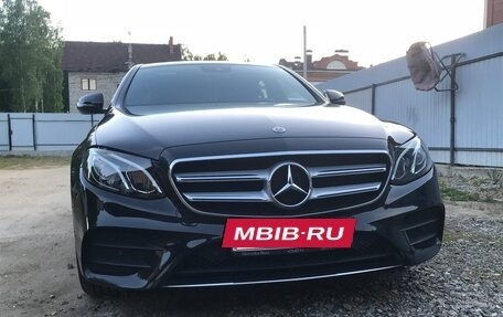 Mercedes-Benz E-Класс, 2017 год, 3 400 000 рублей, 4 фотография