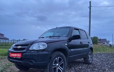 Chevrolet Niva I рестайлинг, 2017 год, 579 000 рублей, 1 фотография