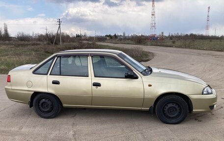 Daewoo Nexia I рестайлинг, 2008 год, 300 000 рублей, 5 фотография
