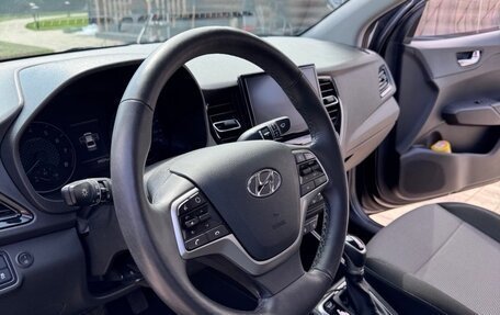 Hyundai Solaris II рестайлинг, 2021 год, 1 650 000 рублей, 8 фотография