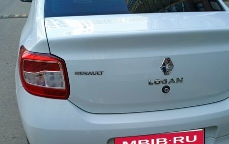 Renault Logan II, 2019 год, 600 000 рублей, 3 фотография
