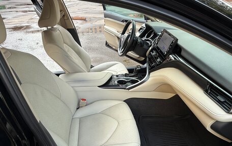 Toyota Camry, 2021 год, 3 600 000 рублей, 15 фотография