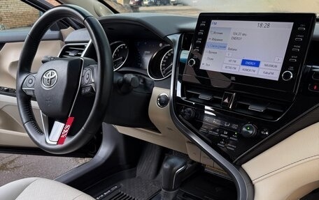 Toyota Camry, 2021 год, 3 600 000 рублей, 19 фотография