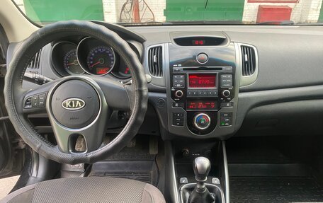 KIA Cerato III, 2010 год, 890 000 рублей, 6 фотография