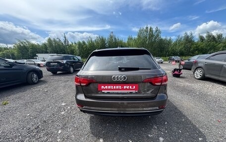 Audi A4, 2018 год, 2 000 000 рублей, 32 фотография