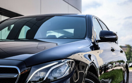 Mercedes-Benz E-Класс, 2018 год, 2 999 000 рублей, 2 фотография