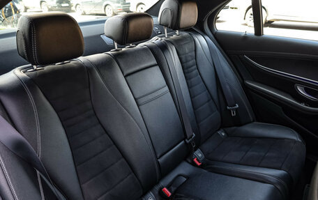 Mercedes-Benz E-Класс, 2018 год, 2 999 000 рублей, 16 фотография