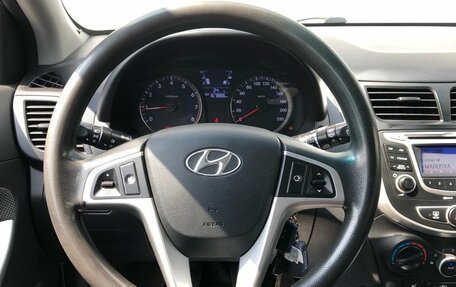 Hyundai Solaris II рестайлинг, 2013 год, 780 000 рублей, 11 фотография