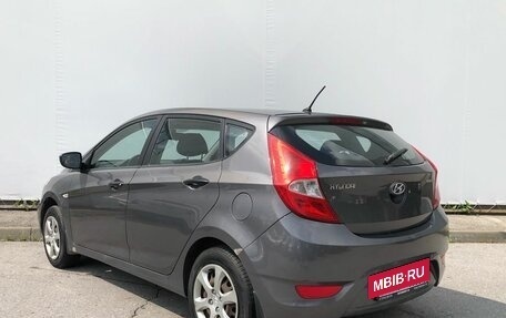 Hyundai Solaris II рестайлинг, 2013 год, 780 000 рублей, 4 фотография