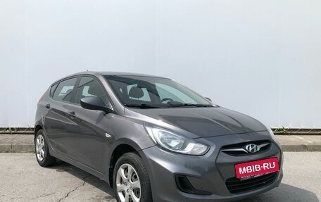 Hyundai Solaris II рестайлинг, 2013 год, 780 000 рублей, 3 фотография