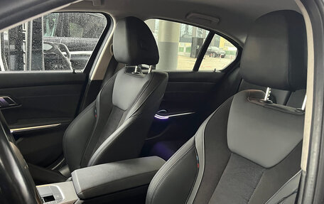 BMW 3 серия, 2020 год, 3 750 000 рублей, 10 фотография