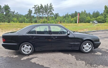 Mercedes-Benz E-Класс, 2000 год, 780 000 рублей, 4 фотография