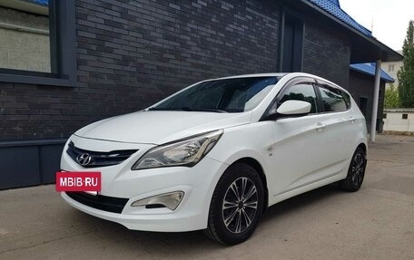 Hyundai Solaris II рестайлинг, 2016 год, 1 050 000 рублей, 12 фотография