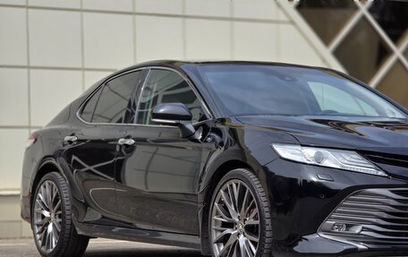 Toyota Camry, 2019 год, 2 900 000 рублей, 5 фотография