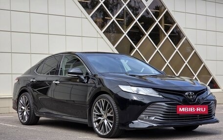 Toyota Camry, 2019 год, 2 900 000 рублей, 2 фотография