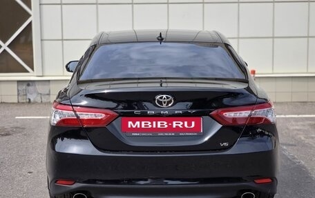 Toyota Camry, 2019 год, 2 900 000 рублей, 9 фотография