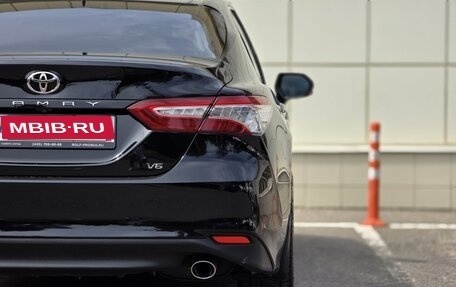 Toyota Camry, 2019 год, 2 900 000 рублей, 10 фотография