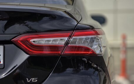 Toyota Camry, 2019 год, 2 900 000 рублей, 13 фотография