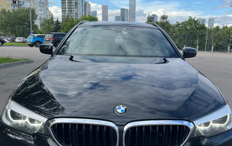 BMW 5 серия, 2018 год, 3 200 000 рублей, 2 фотография