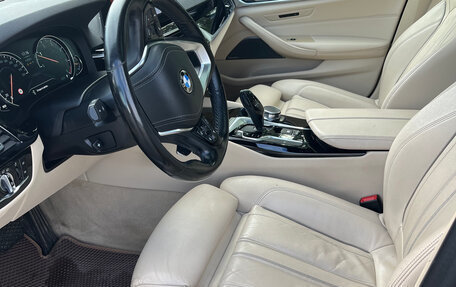 BMW 5 серия, 2018 год, 3 200 000 рублей, 11 фотография