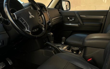 Mitsubishi Pajero IV, 2019 год, 4 200 000 рублей, 9 фотография