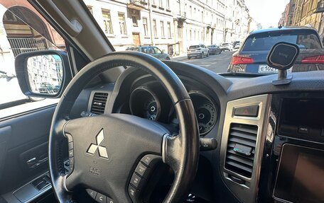 Mitsubishi Pajero IV, 2019 год, 4 200 000 рублей, 7 фотография