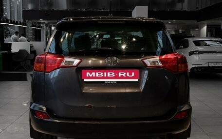 Toyota RAV4, 2013 год, 1 597 000 рублей, 5 фотография