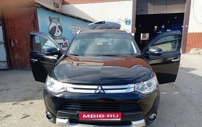 Mitsubishi Outlander III рестайлинг 3, 2014 год, 1 800 000 рублей, 1 фотография