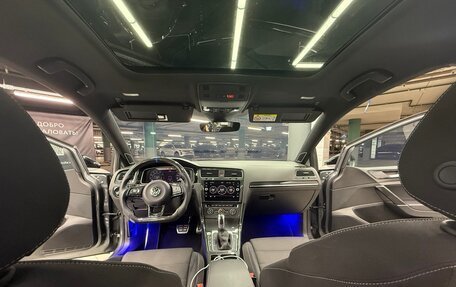 Volkswagen Golf R VII, 2019 год, 4 333 000 рублей, 8 фотография