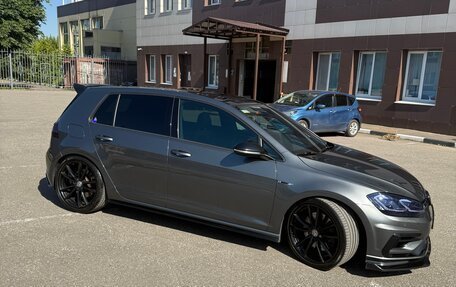 Volkswagen Golf R VII, 2019 год, 4 333 000 рублей, 19 фотография