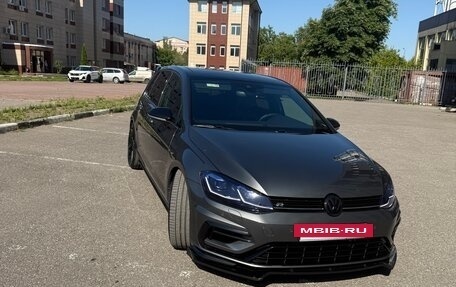 Volkswagen Golf R VII, 2019 год, 4 333 000 рублей, 18 фотография
