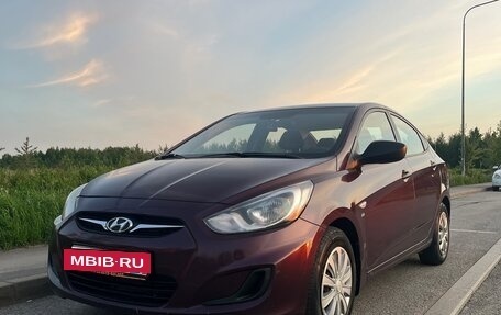 Hyundai Solaris II рестайлинг, 2013 год, 775 000 рублей, 5 фотография
