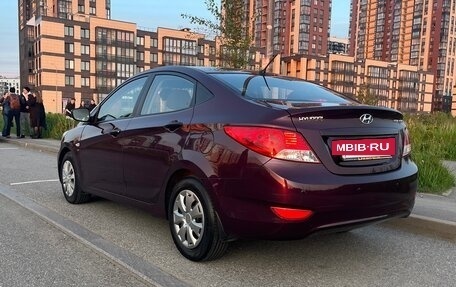 Hyundai Solaris II рестайлинг, 2013 год, 775 000 рублей, 4 фотография