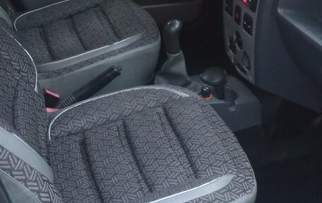 Renault Logan I, 2007 год, 389 000 рублей, 7 фотография