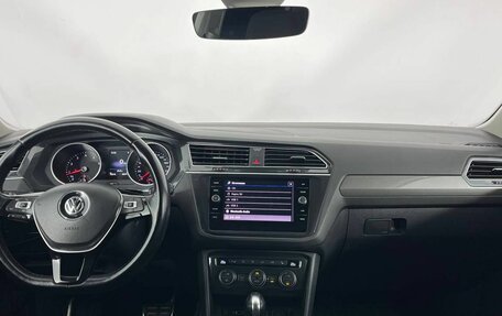Volkswagen Tiguan II, 2020 год, 2 510 000 рублей, 13 фотография