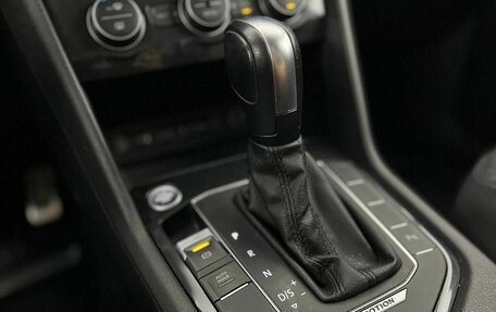Volkswagen Tiguan II, 2020 год, 2 510 000 рублей, 25 фотография