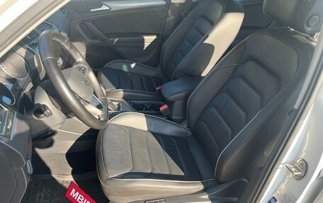 Volkswagen Tiguan II, 2021 год, 2 600 000 рублей, 9 фотография