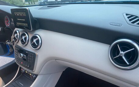 Mercedes-Benz A-Класс, 2014 год, 1 650 000 рублей, 25 фотография
