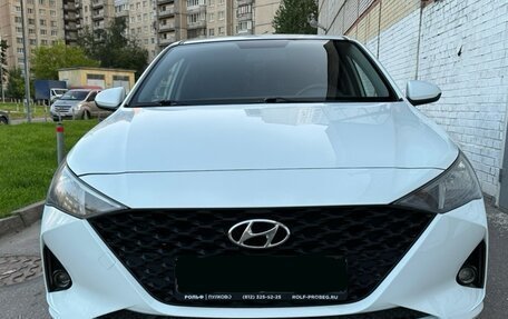 Hyundai Solaris II рестайлинг, 2020 год, 1 100 000 рублей, 1 фотография