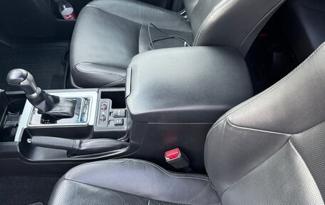 Toyota Land Cruiser Prado 150 рестайлинг 2, 2019 год, 5 400 000 рублей, 7 фотография