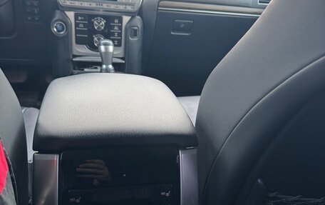 Toyota Land Cruiser Prado 150 рестайлинг 2, 2019 год, 5 400 000 рублей, 10 фотография