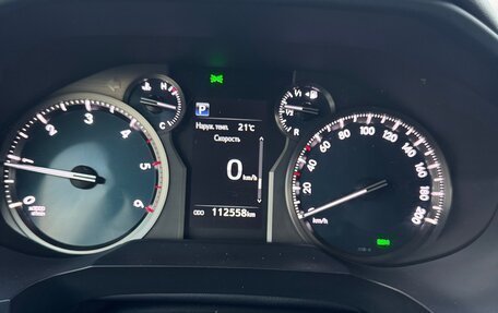 Toyota Land Cruiser Prado 150 рестайлинг 2, 2019 год, 5 400 000 рублей, 17 фотография