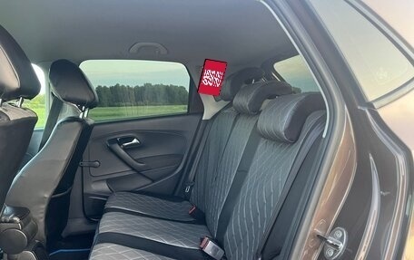 Volkswagen Polo VI (EU Market), 2012 год, 750 000 рублей, 4 фотография