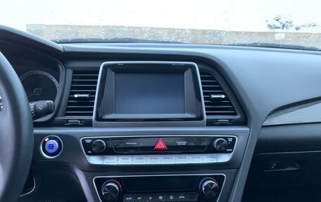 Hyundai Sonata VII, 2017 год, 1 690 000 рублей, 10 фотография