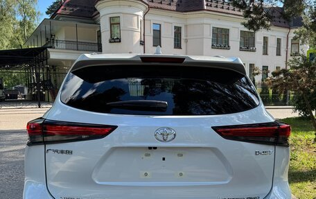 Toyota Highlander, 2025 год, 4 900 000 рублей, 9 фотография