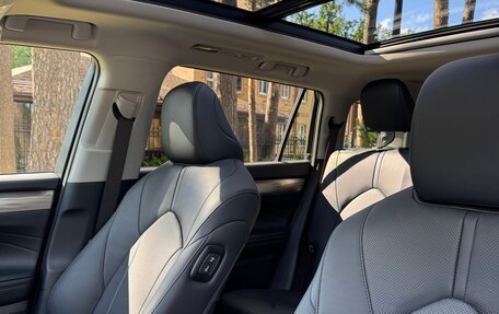 Toyota Highlander, 2025 год, 4 900 000 рублей, 19 фотография