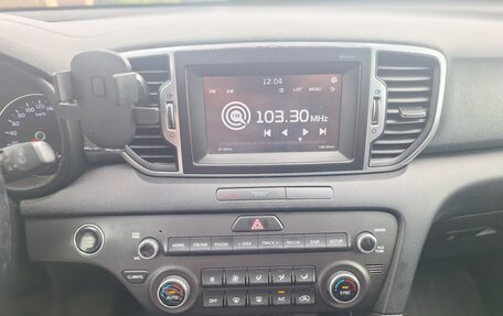 KIA Sportage IV рестайлинг, 2018 год, 2 250 000 рублей, 8 фотография