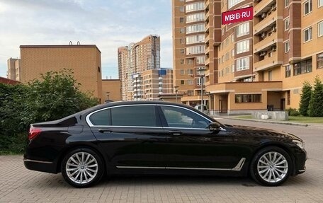 BMW 7 серия, 2017 год, 4 300 000 рублей, 6 фотография